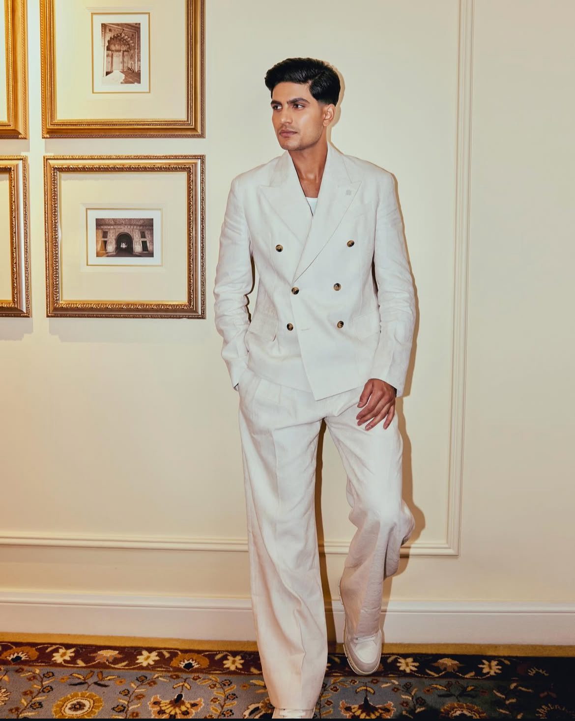 5 Style Lessons from Shubman Gill’s Off-Duty Looks: Minimalism, Monochrome & Statement Jackets