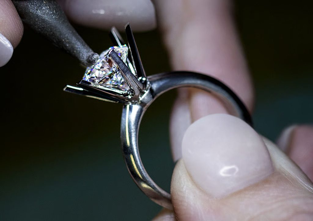 What’s the Tiffany Setting? The Innovation That Redefined Engagement Rings Forever