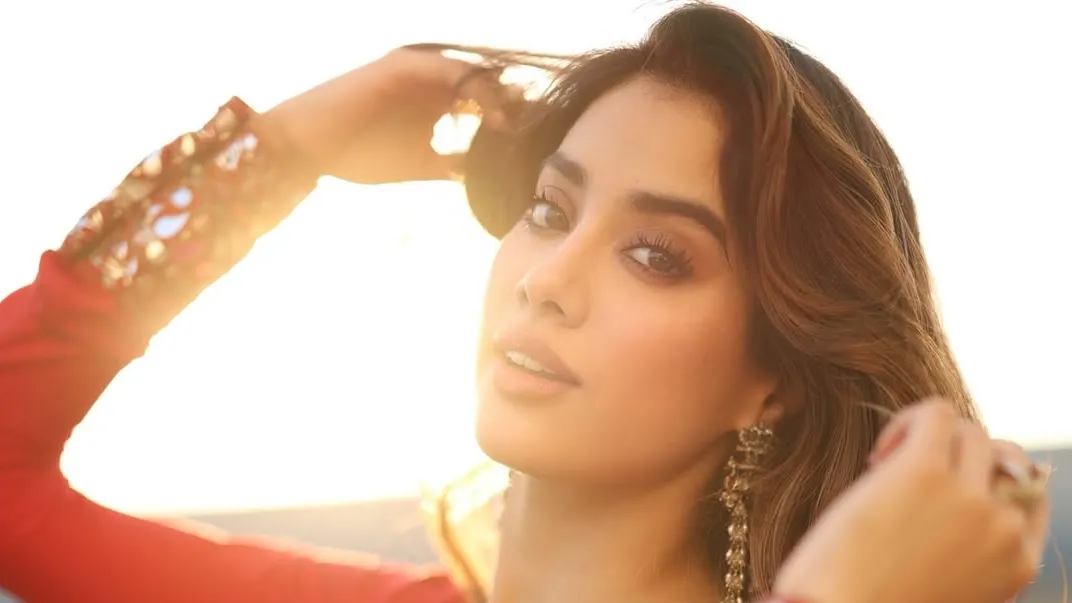 Janhvi Kapoor’s Crimson Punit Balana Lehenga Shimmers