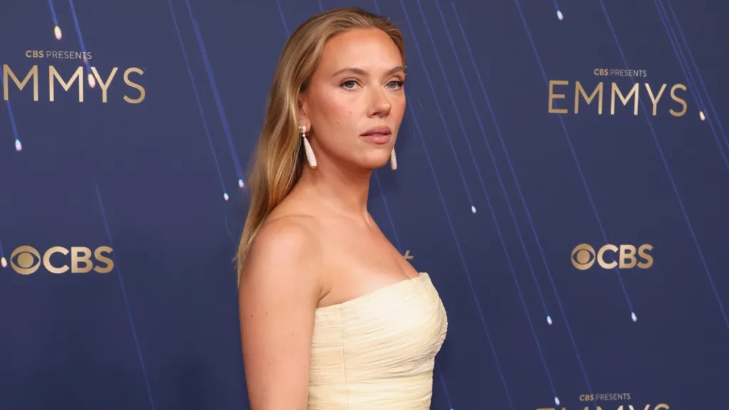 Colin Jost’s Hands Spoke Volumes During Scarlett Johansson’s Emmys Moment