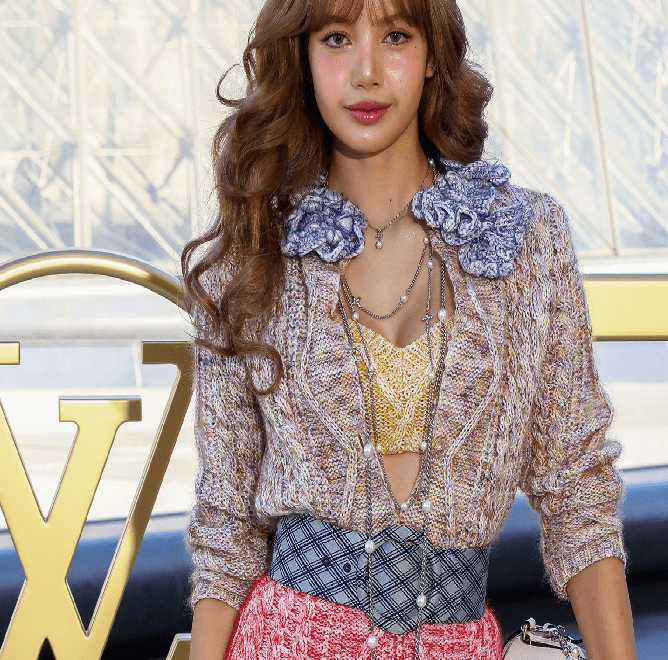 Lisa Turns Heads in Louis Vuitton at Paris Fashion Week 2025