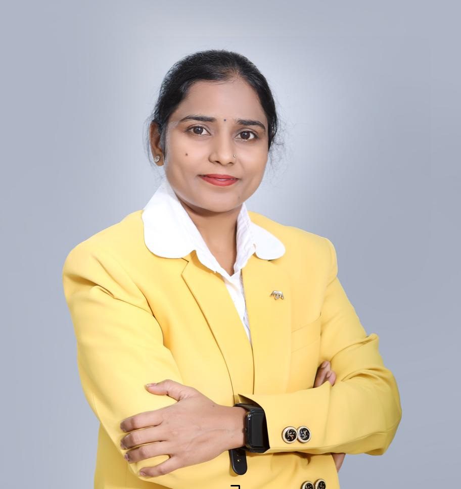 Anuja Sachin Sasane: Enhancing Beauty, Confidence & Elegance Through O & A Ladies Parlour in Solapur