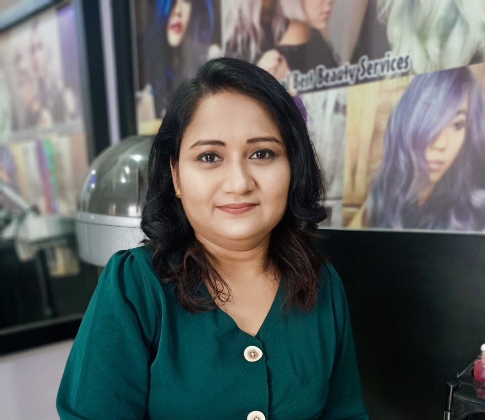 Veena Vijay Gajbhiye: Empowering Beauty & Skill Through Selfcare Beauty Salon & Academy in Yavatmal