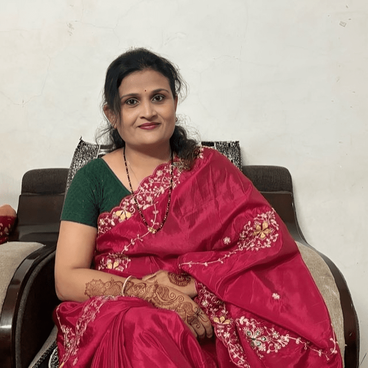 Sonal Nilesh Mahale: A Young Entrepreneur Redefining the Beauty Industry in Washim