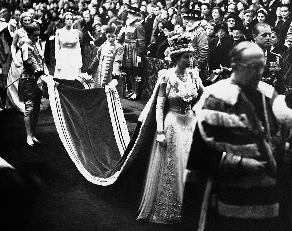 Buckingham Palace to Host the Largest-Ever Exhibition of Queen Elizabeth II’s Iconic Fashion Legacy