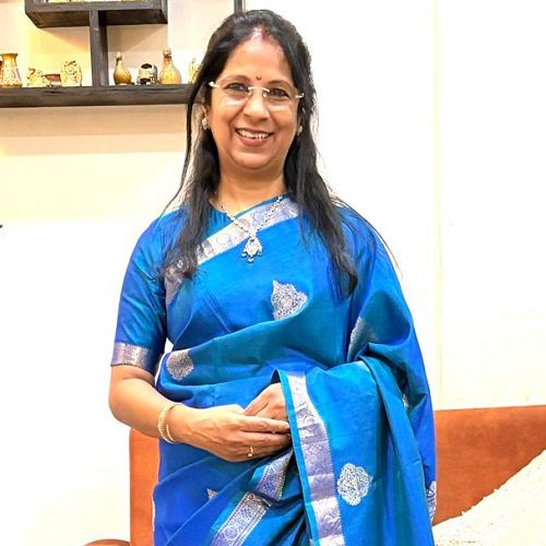 CA Aarti Kulkarni: Blending Financial Leadership with Entrepreneurship and Social Empowerment